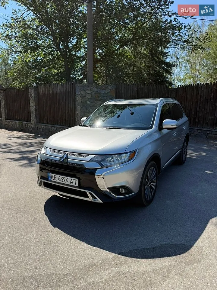 2019 Mitsubishi Outlander - мініатюра 34