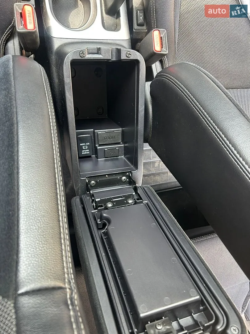2011 Mitsubishi Outlander - мініатюра 18