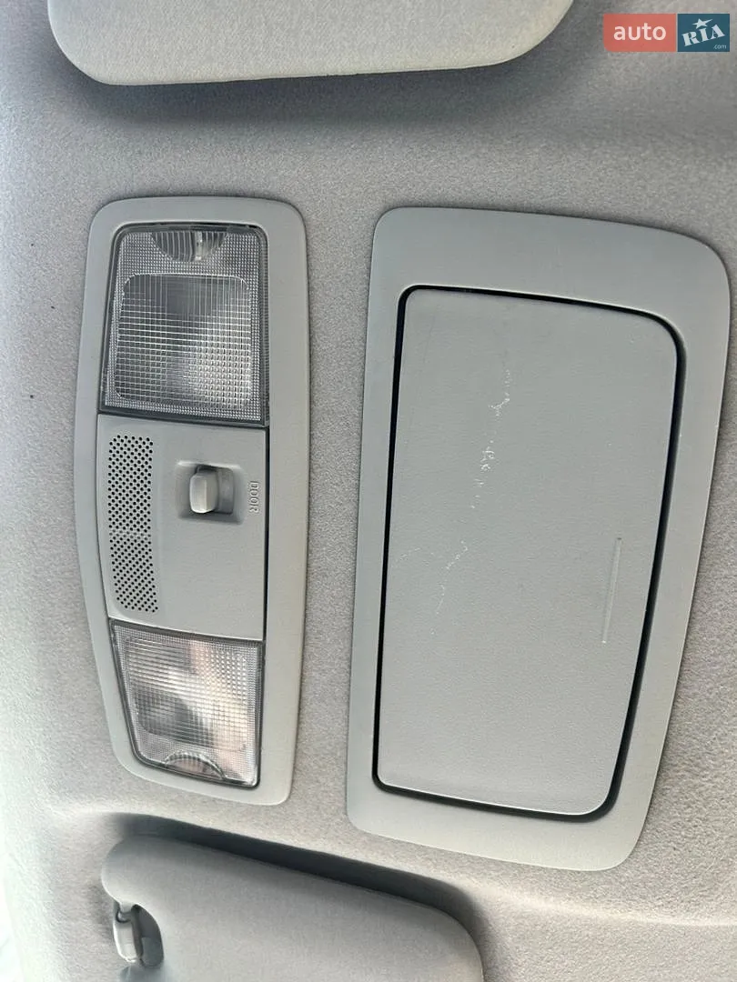 2011 Mitsubishi Outlander - мініатюра 24