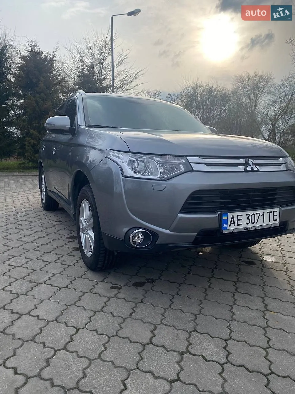 2014 Mitsubishi Outlander - мініатюра 2