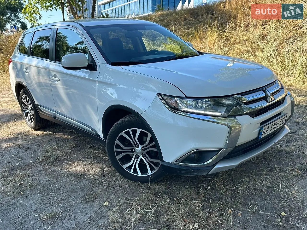 2016 Mitsubishi Outlander - мініатюра 13