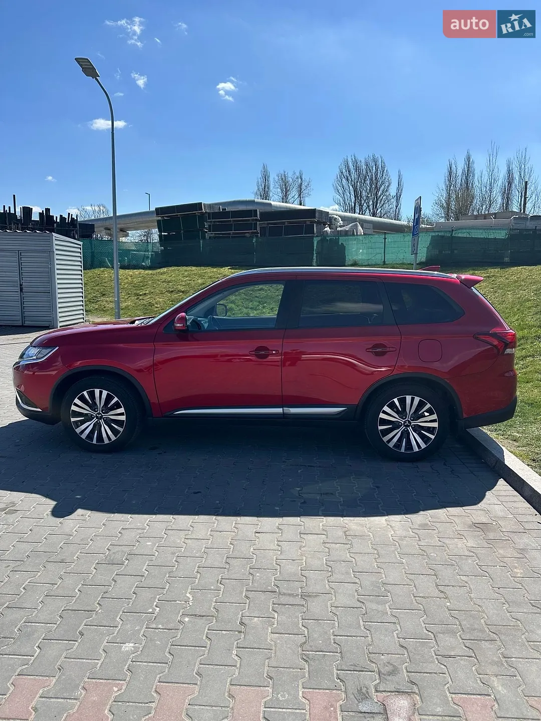 2021 Mitsubishi Outlander - мініатюра 9