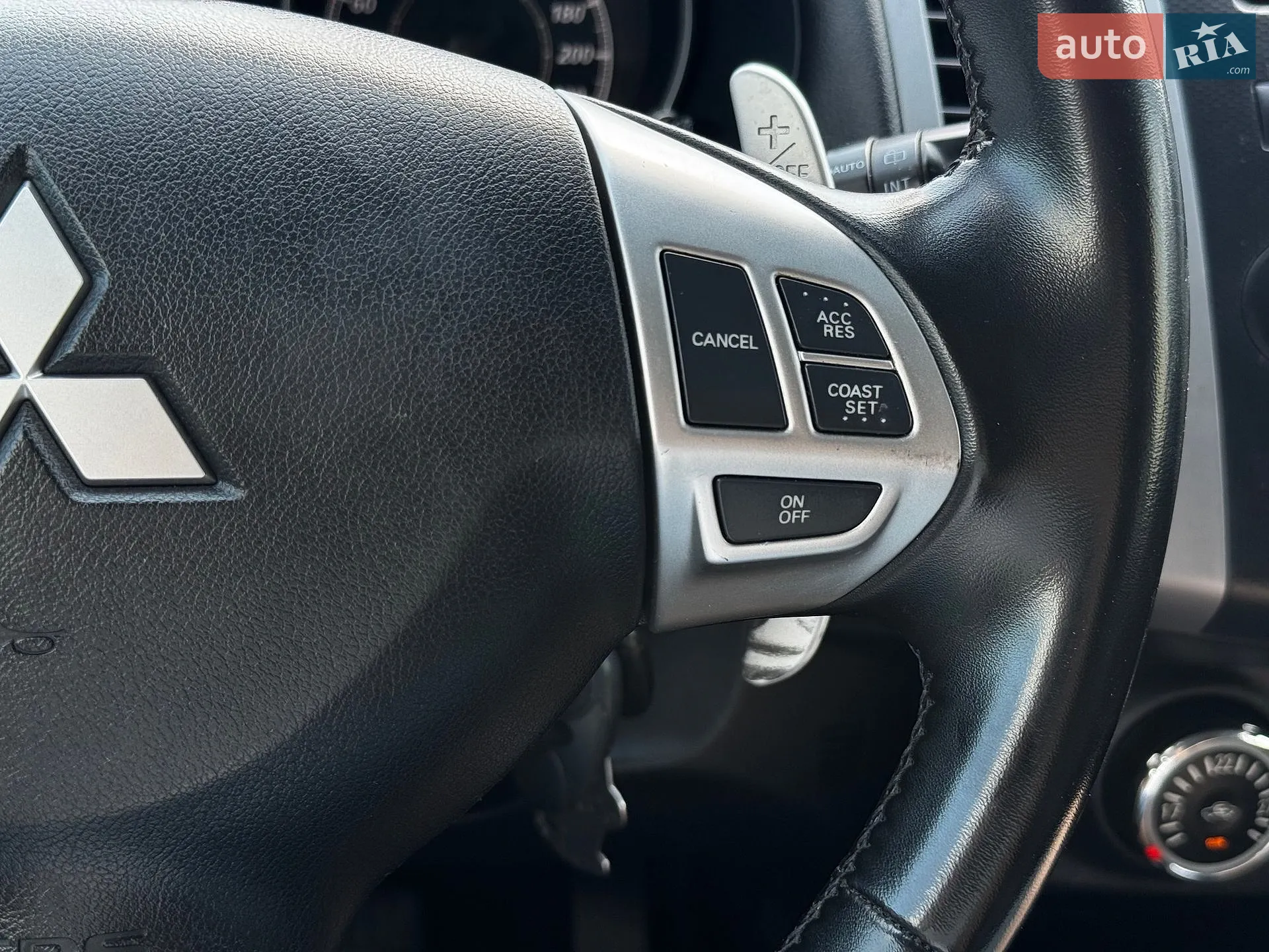 2011 Mitsubishi Outlander - мініатюра 42