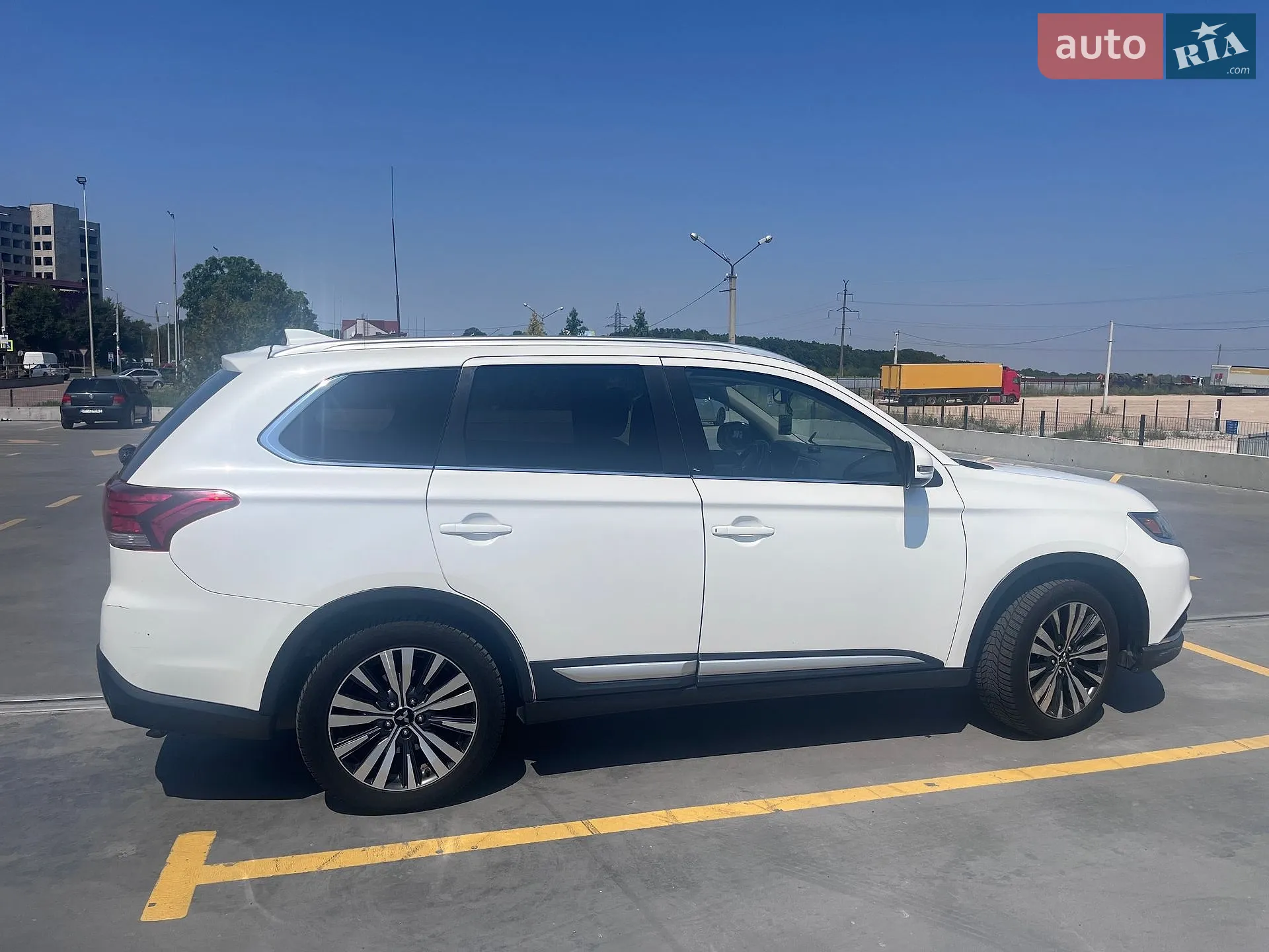 2018 Mitsubishi Outlander - мініатюра 4