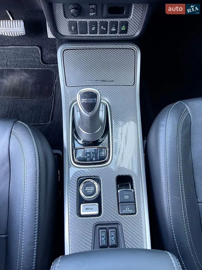 2020 Mitsubishi Outlander - мініатюра 22