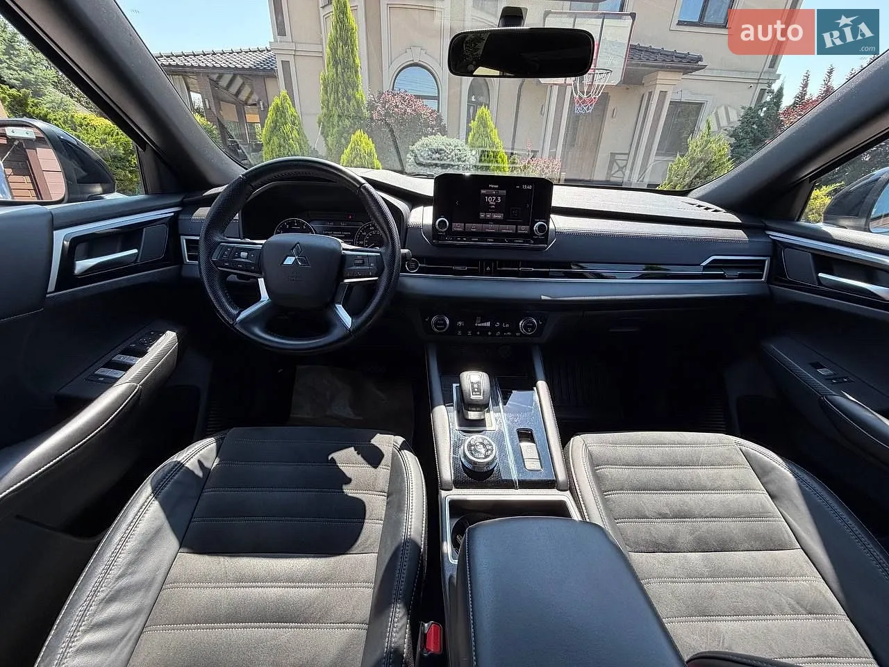 2022 Mitsubishi Outlander - мініатюра 13