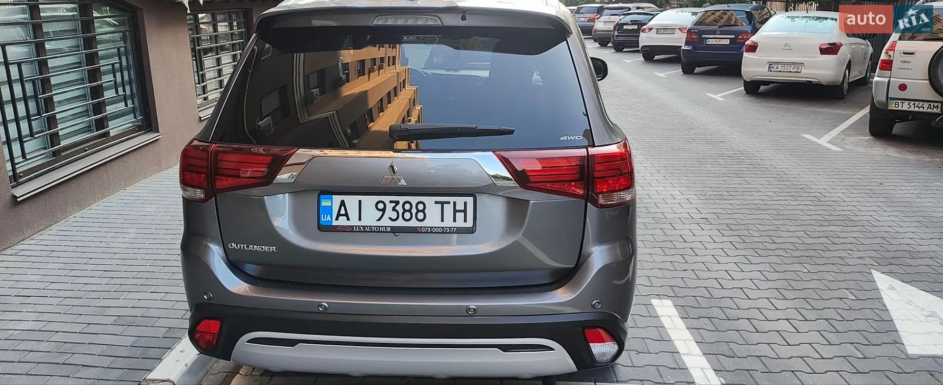 2021 Mitsubishi Outlander - мініатюра 6