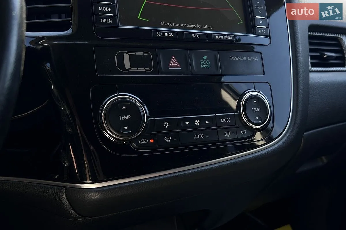 2012 Mitsubishi Outlander - мініатюра 19