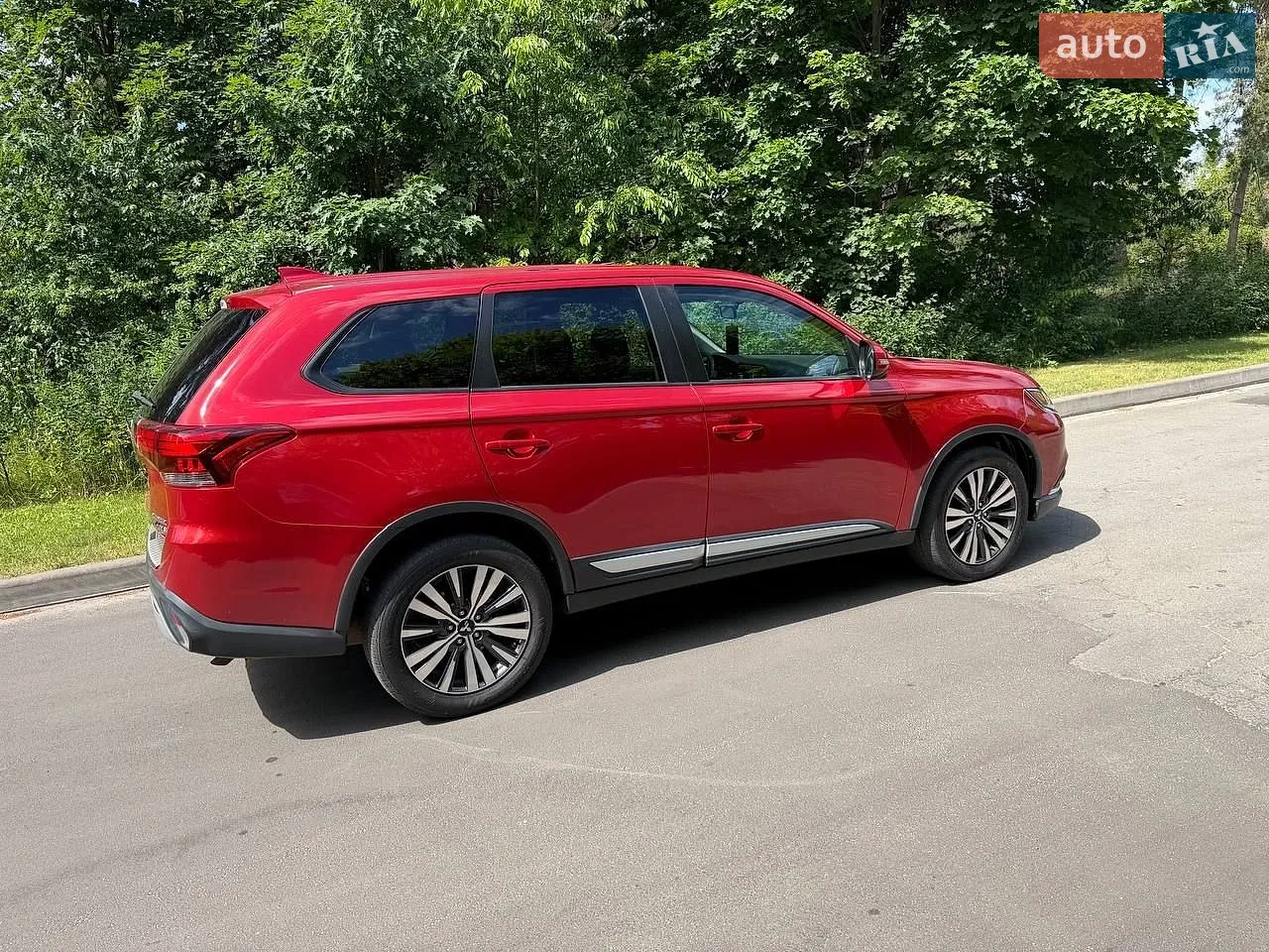 2018 Mitsubishi Outlander - мініатюра 8