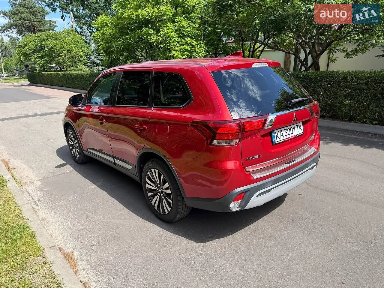 2018 Mitsubishi Outlander - мініатюра 14