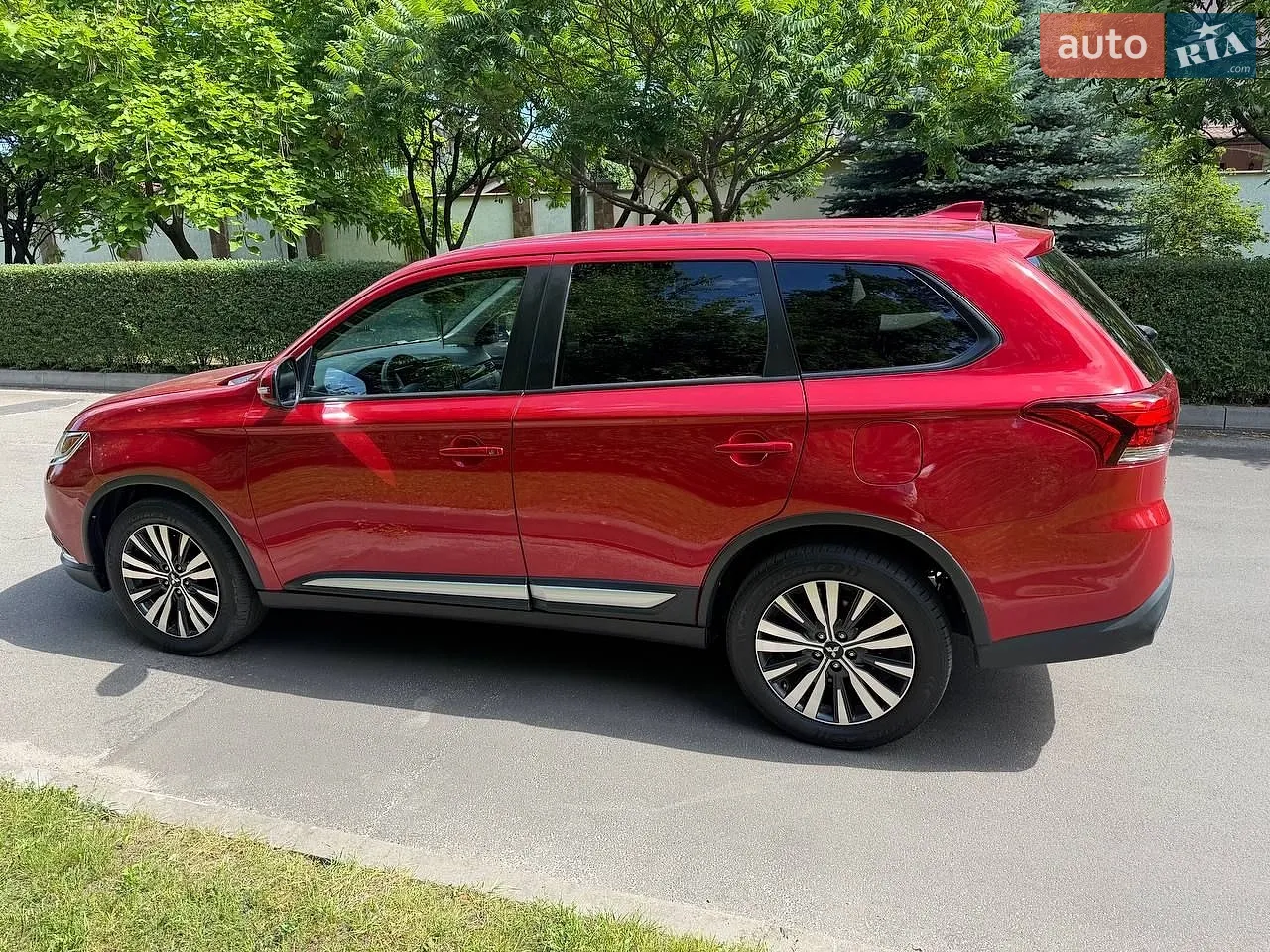 2018 Mitsubishi Outlander - мініатюра 15