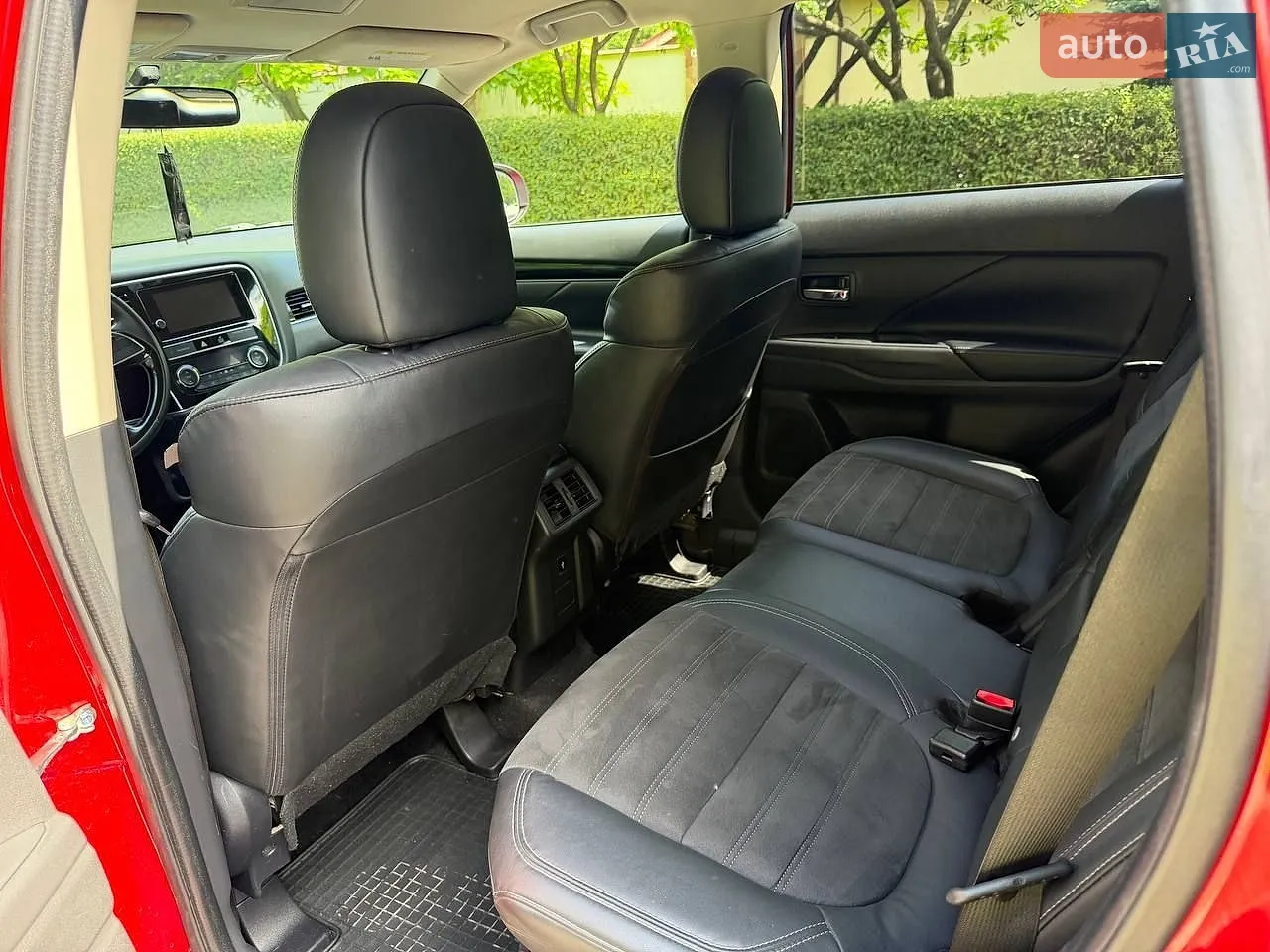 2018 Mitsubishi Outlander - мініатюра 24
