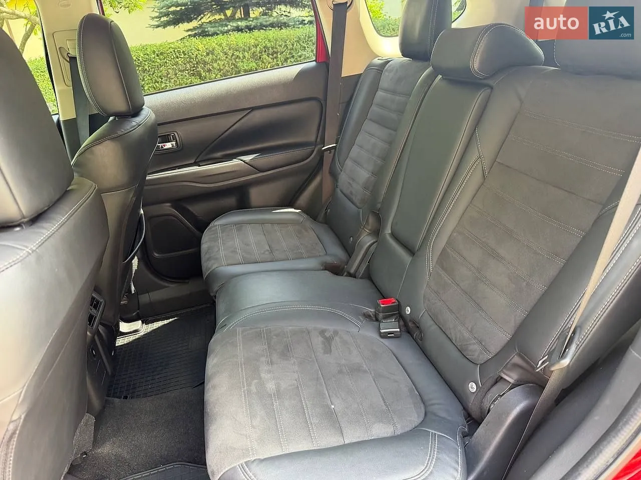 2018 Mitsubishi Outlander - мініатюра 27