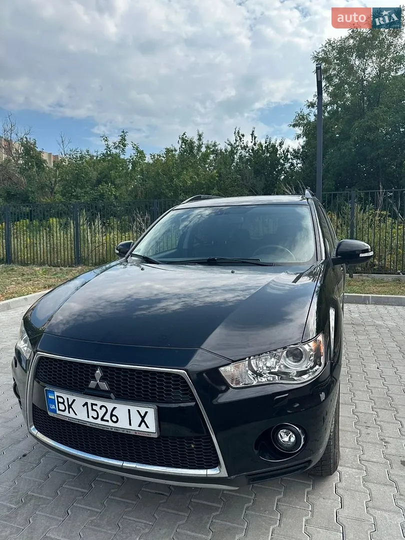 2011 Mitsubishi Outlander - мініатюра 4