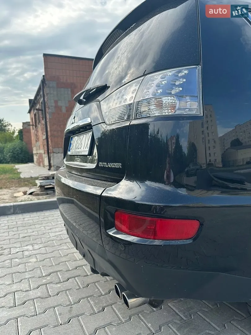 2011 Mitsubishi Outlander - мініатюра 12