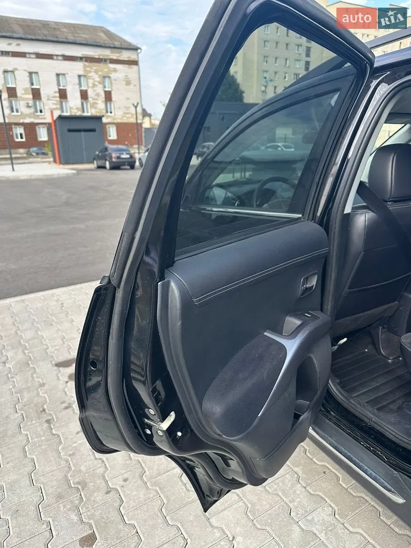 2011 Mitsubishi Outlander - мініатюра 21