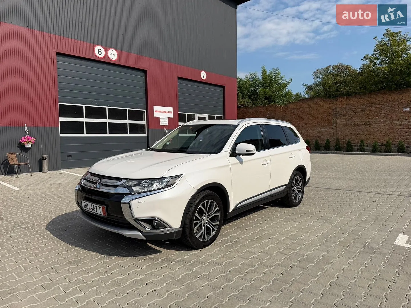 2016 Mitsubishi Outlander - мініатюра 2