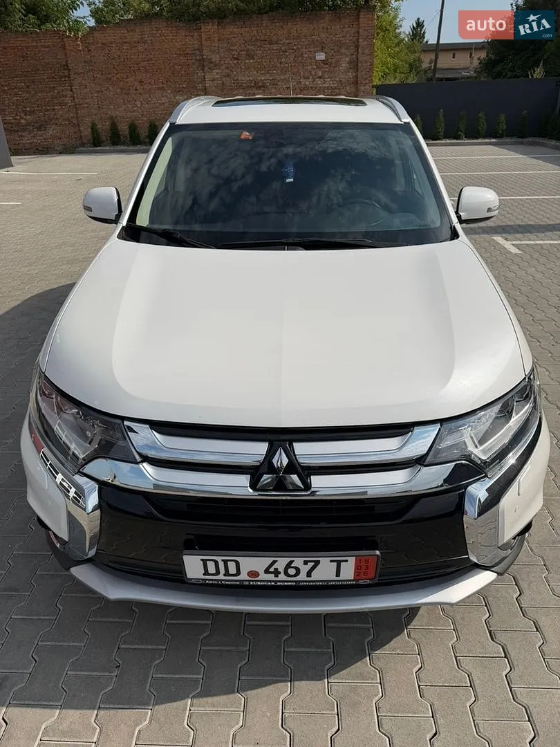 2016 Mitsubishi Outlander - мініатюра 12