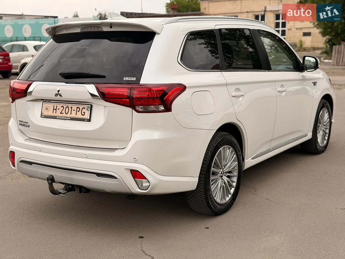 2020 Mitsubishi Outlander - мініатюра 6