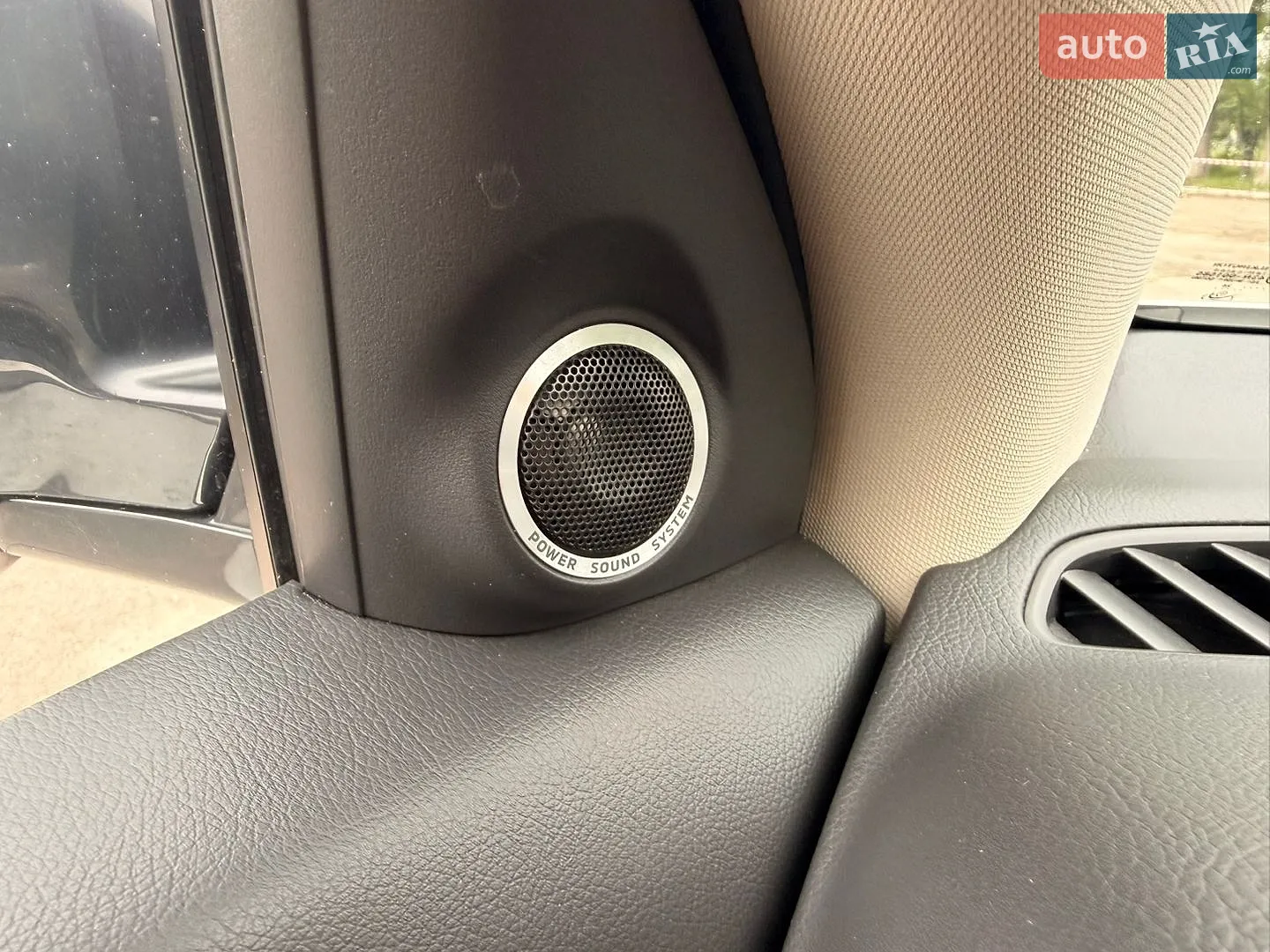 2020 Mitsubishi Outlander - мініатюра 35