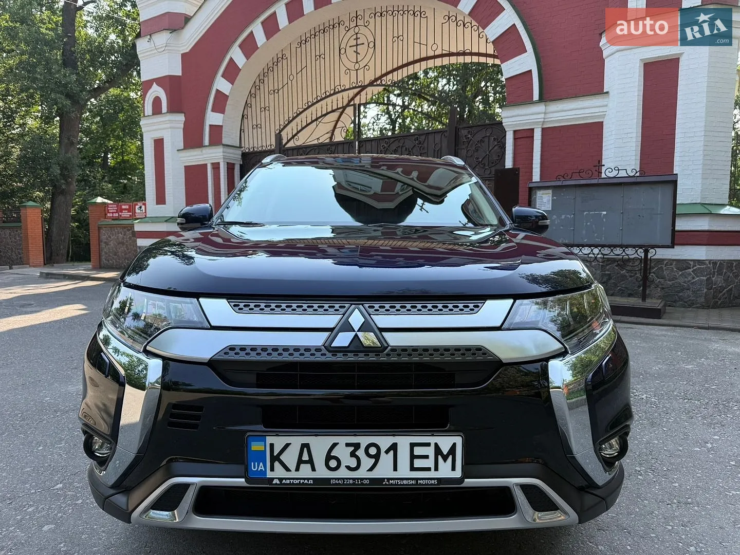 2021 Mitsubishi Outlander - мініатюра 2