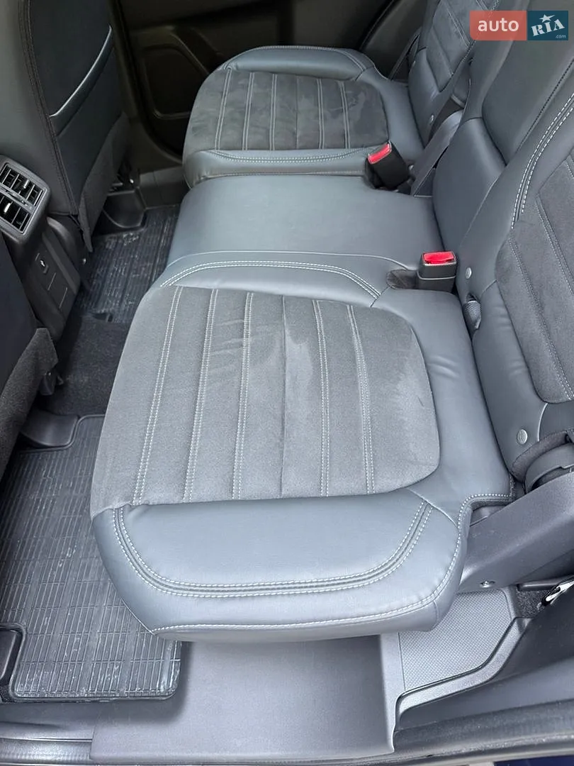 2021 Mitsubishi Outlander - мініатюра 16