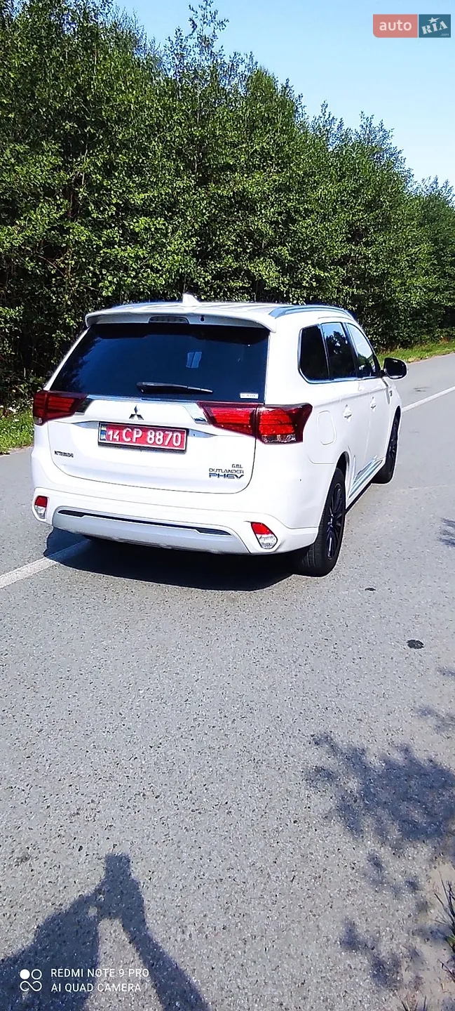 2019 Mitsubishi Outlander - мініатюра 4