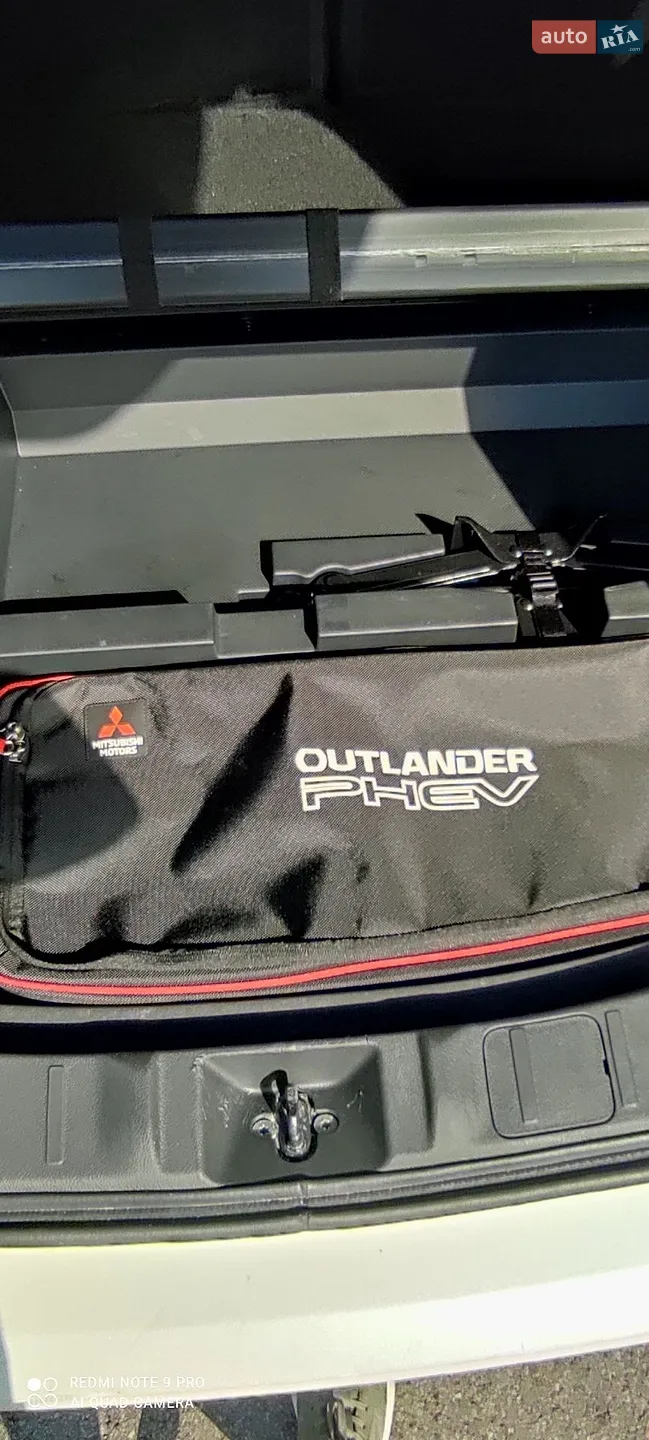 2019 Mitsubishi Outlander - мініатюра 17