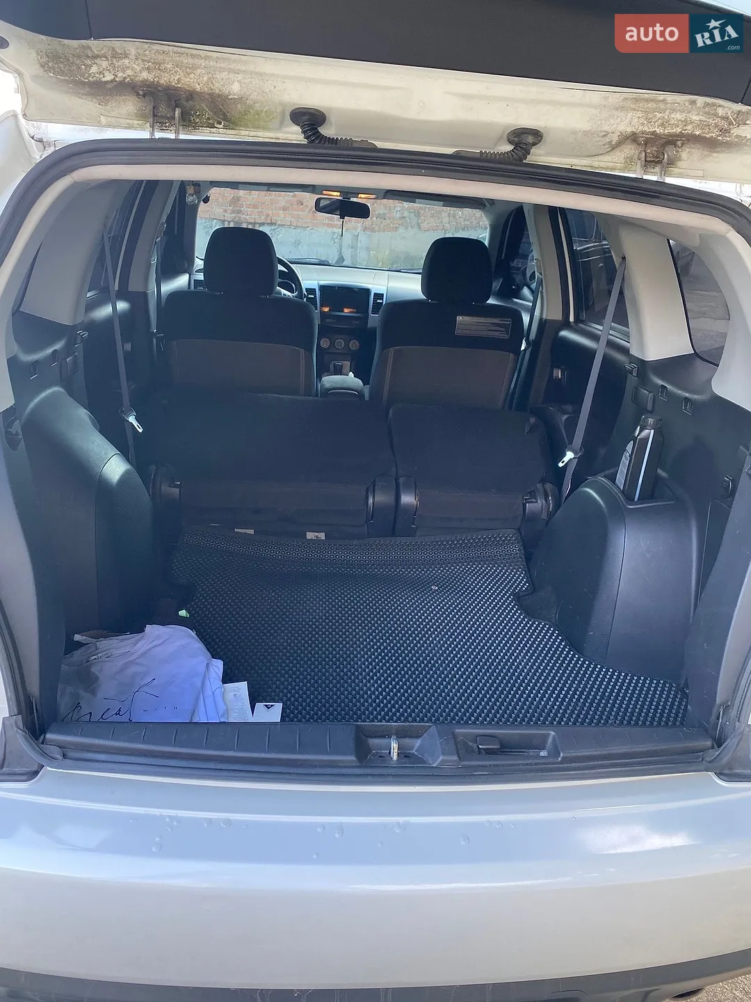 2010 Mitsubishi Outlander - мініатюра 21