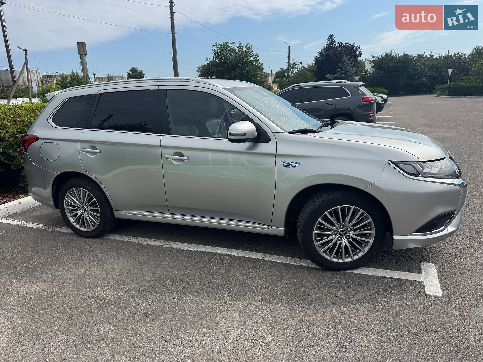 2021 Mitsubishi Outlander - мініатюра 7