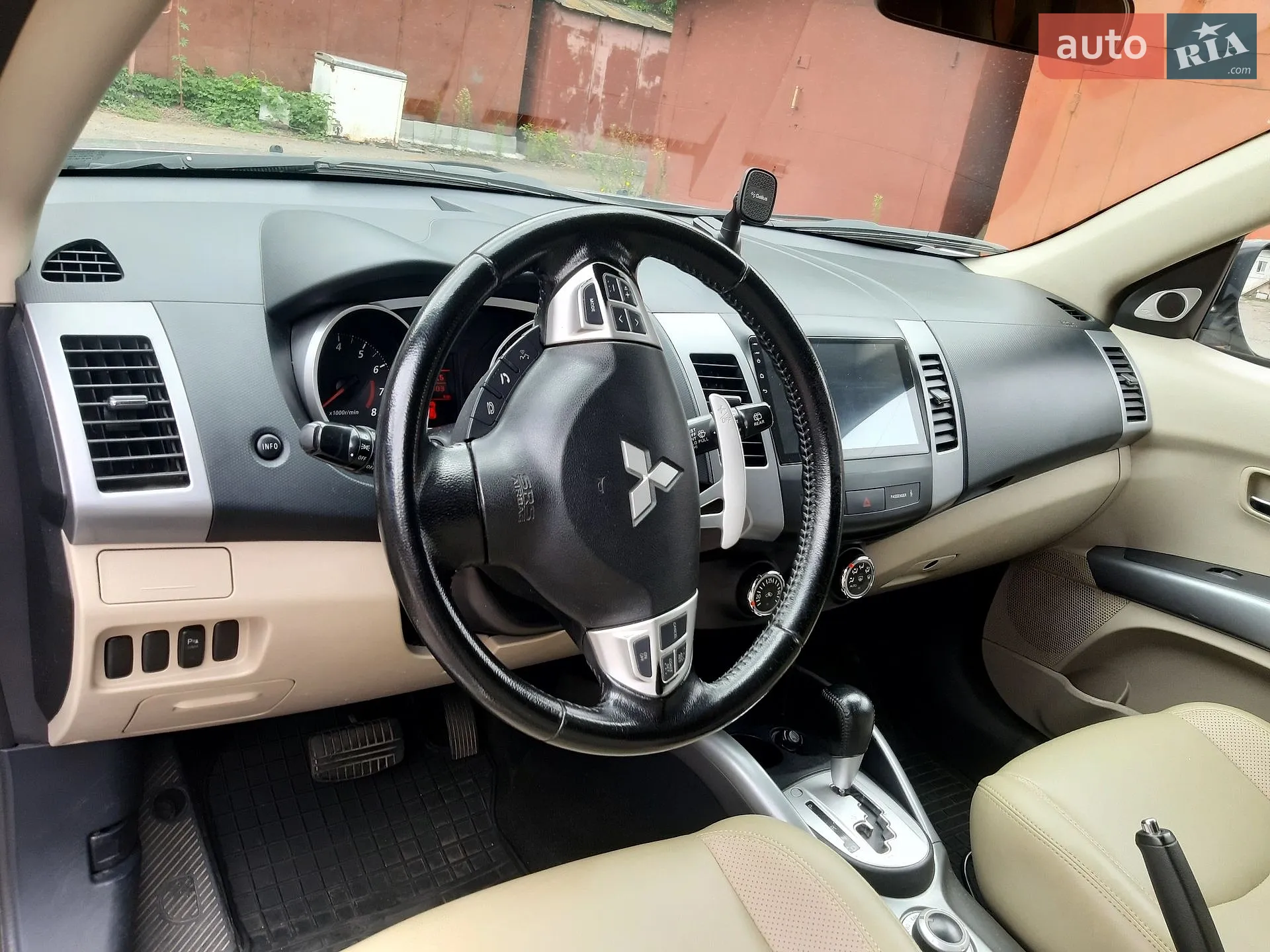 2013 Mitsubishi Outlander - мініатюра 6