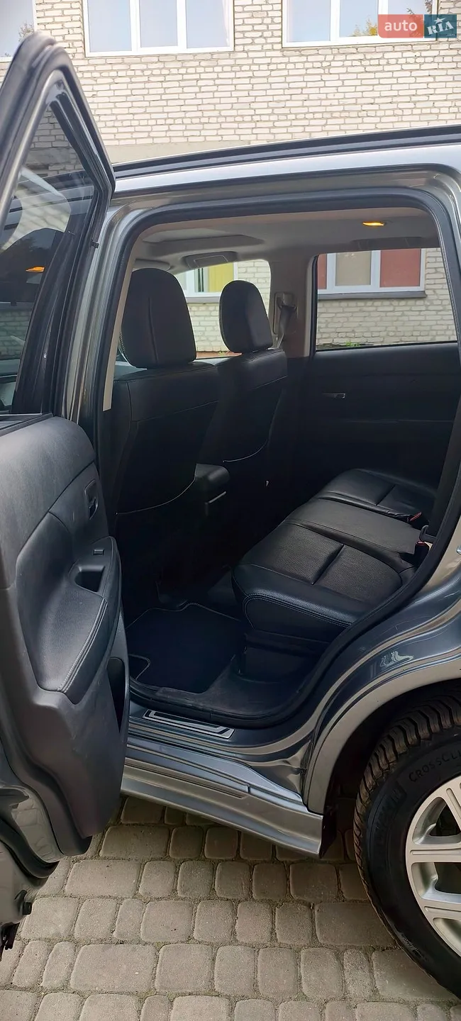 2013 Mitsubishi Outlander - мініатюра 20
