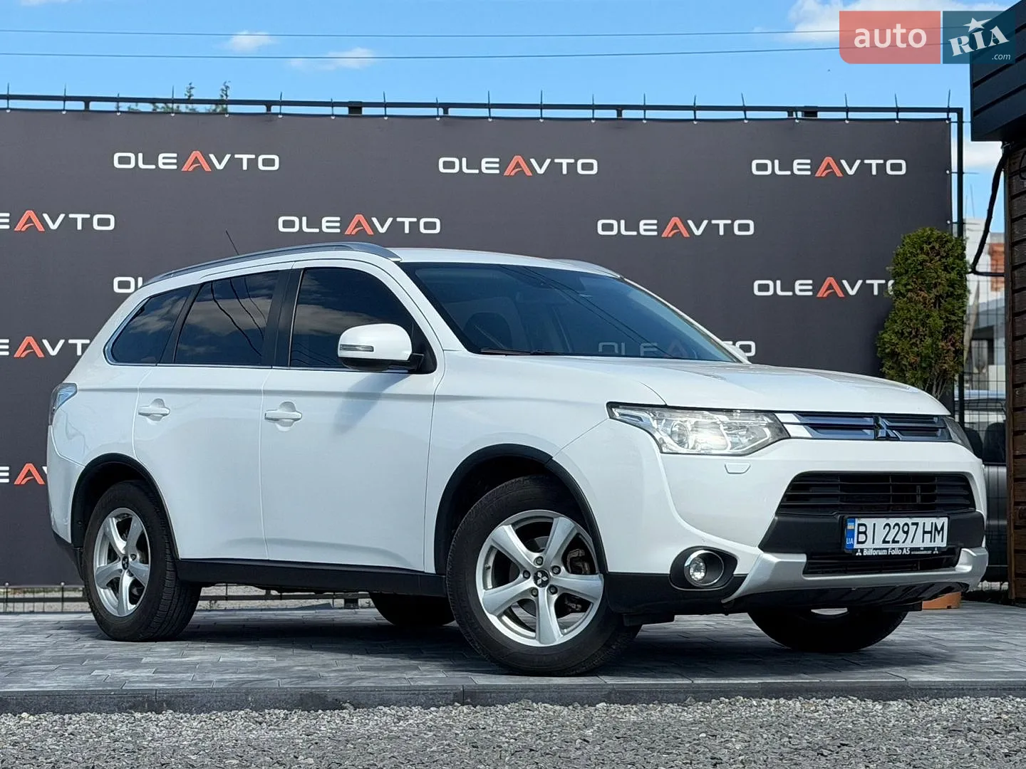 2014 Mitsubishi Outlander - мініатюра 17