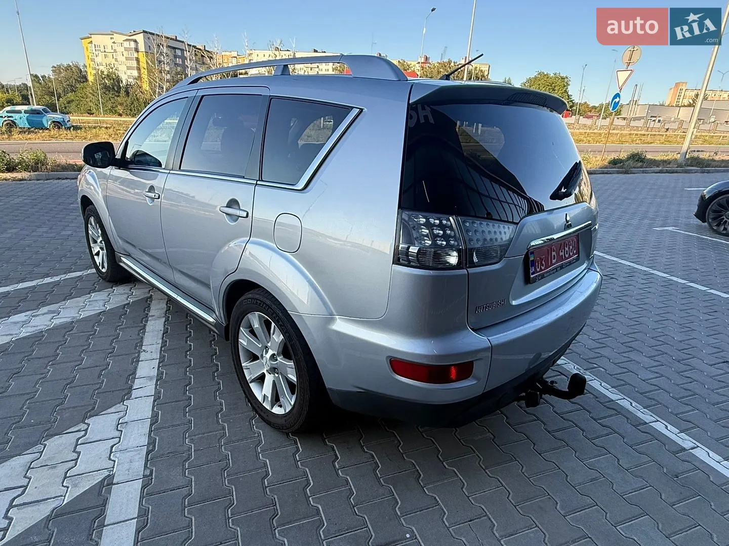 2010 Mitsubishi Outlander - мініатюра 11