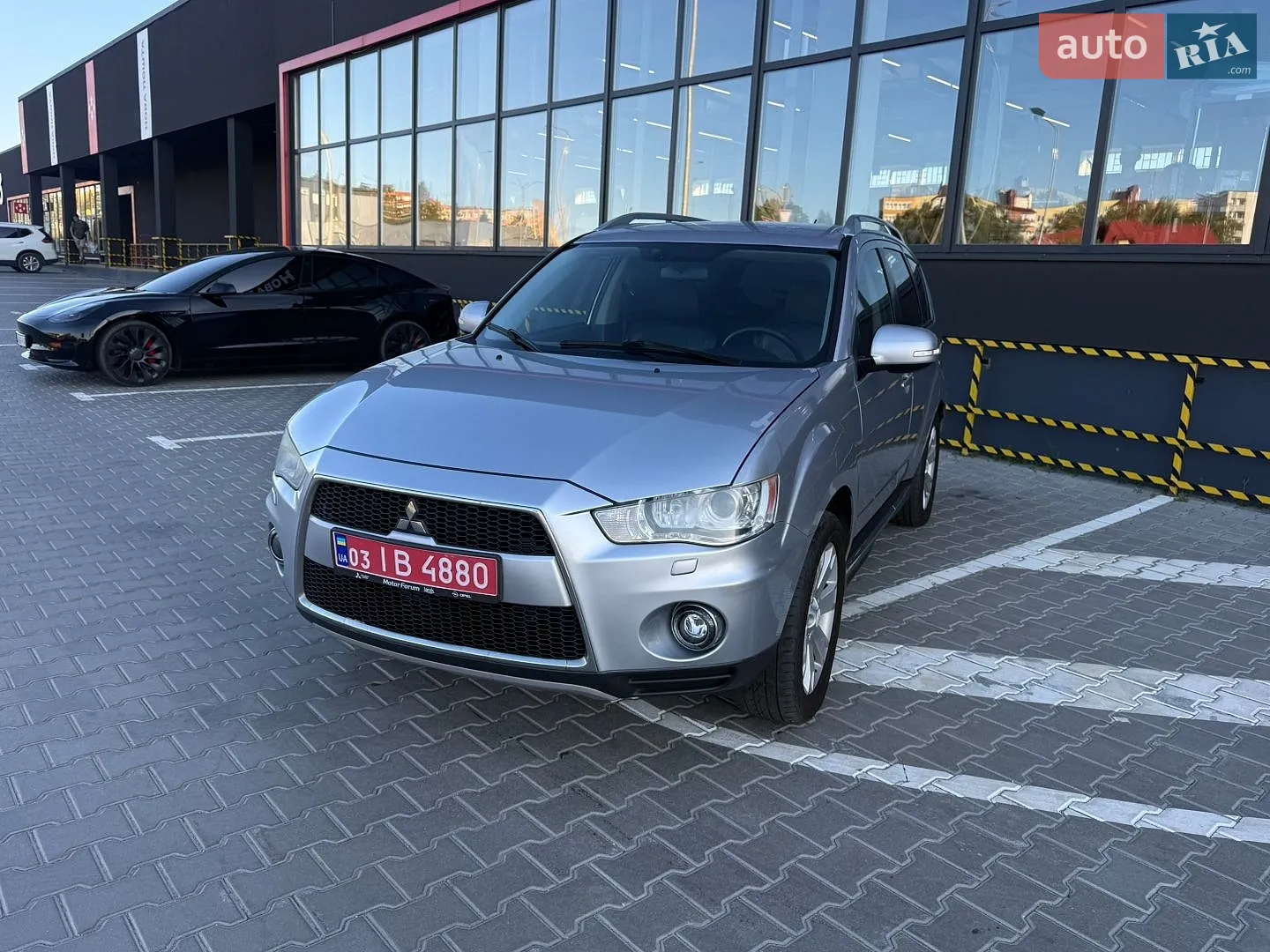 2010 Mitsubishi Outlander - мініатюра 15