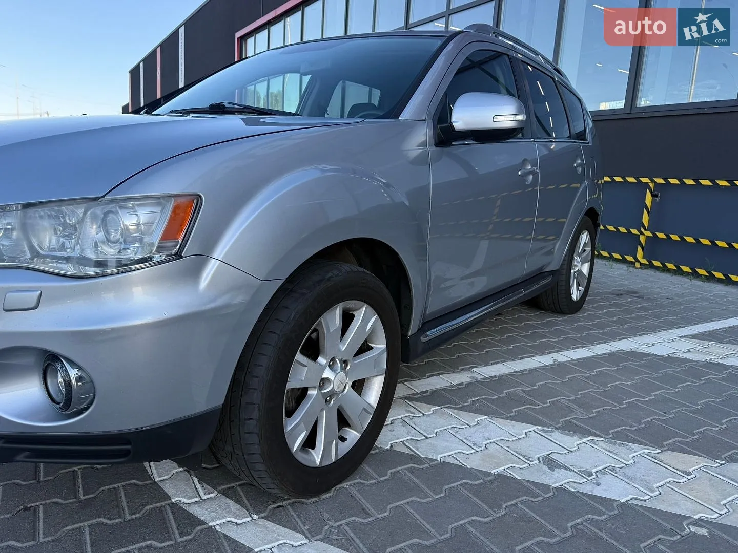 2010 Mitsubishi Outlander - мініатюра 21
