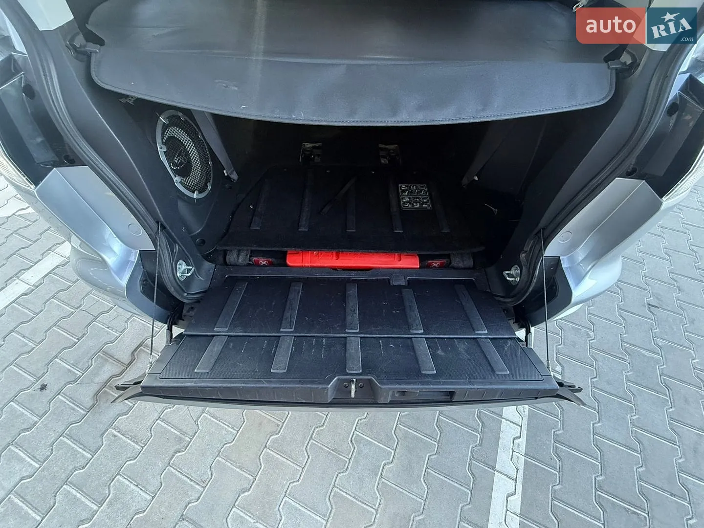 2010 Mitsubishi Outlander - мініатюра 32