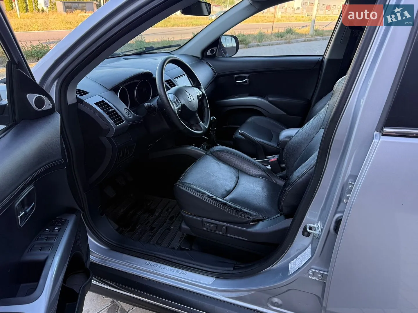 2010 Mitsubishi Outlander - мініатюра 45