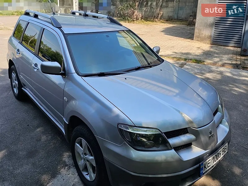 Mitsubishi Outlander 2003