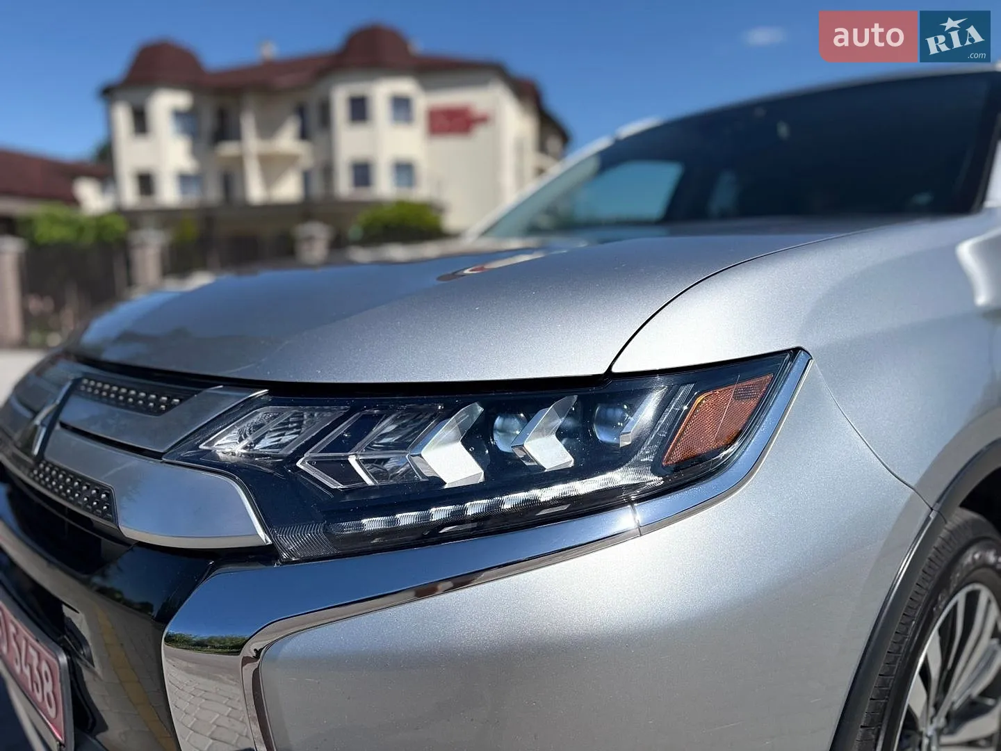 2019 Mitsubishi Outlander - мініатюра 10