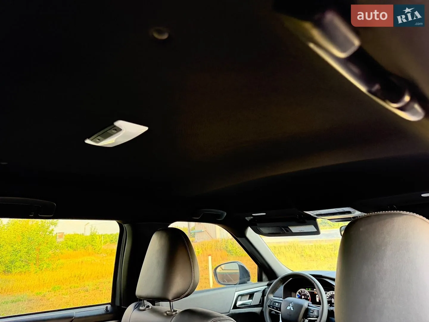 2023 Mitsubishi Outlander - мініатюра 82
