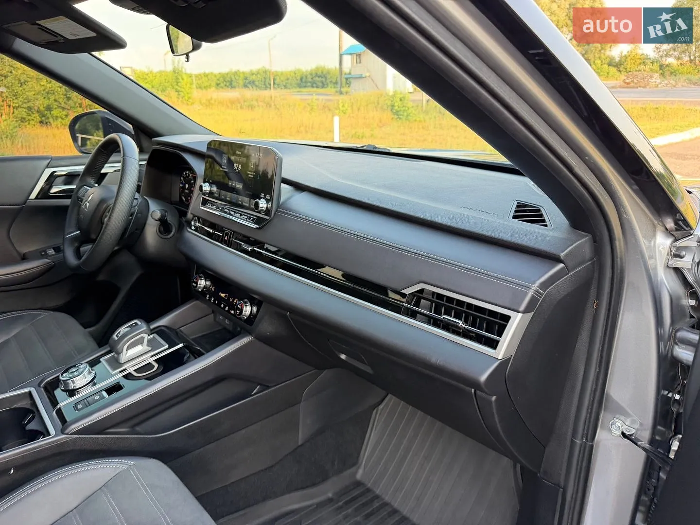 2023 Mitsubishi Outlander - мініатюра 85