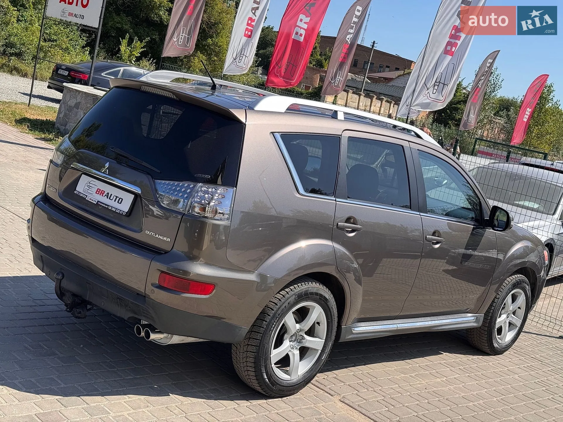2010 Mitsubishi Outlander - мініатюра 15