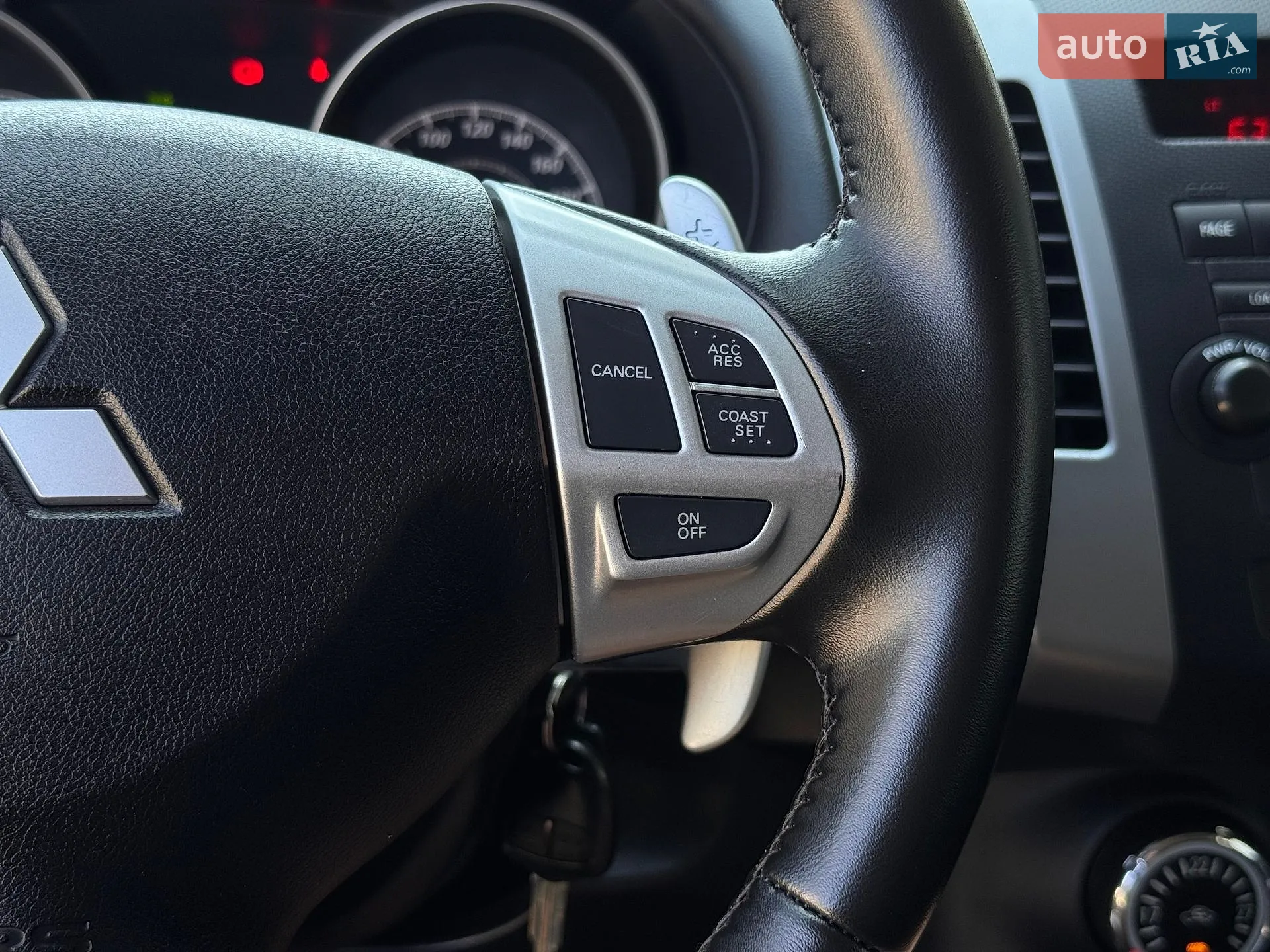 2010 Mitsubishi Outlander - мініатюра 43