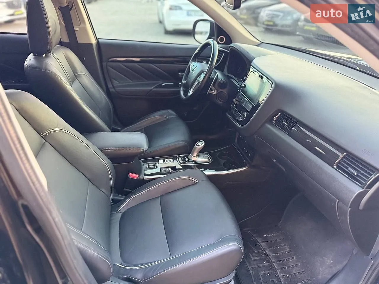 2018 Mitsubishi Outlander - мініатюра 7