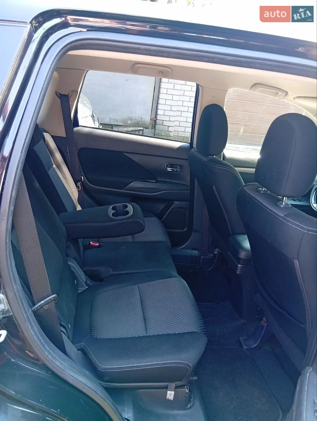 2016 Mitsubishi Outlander - мініатюра 20