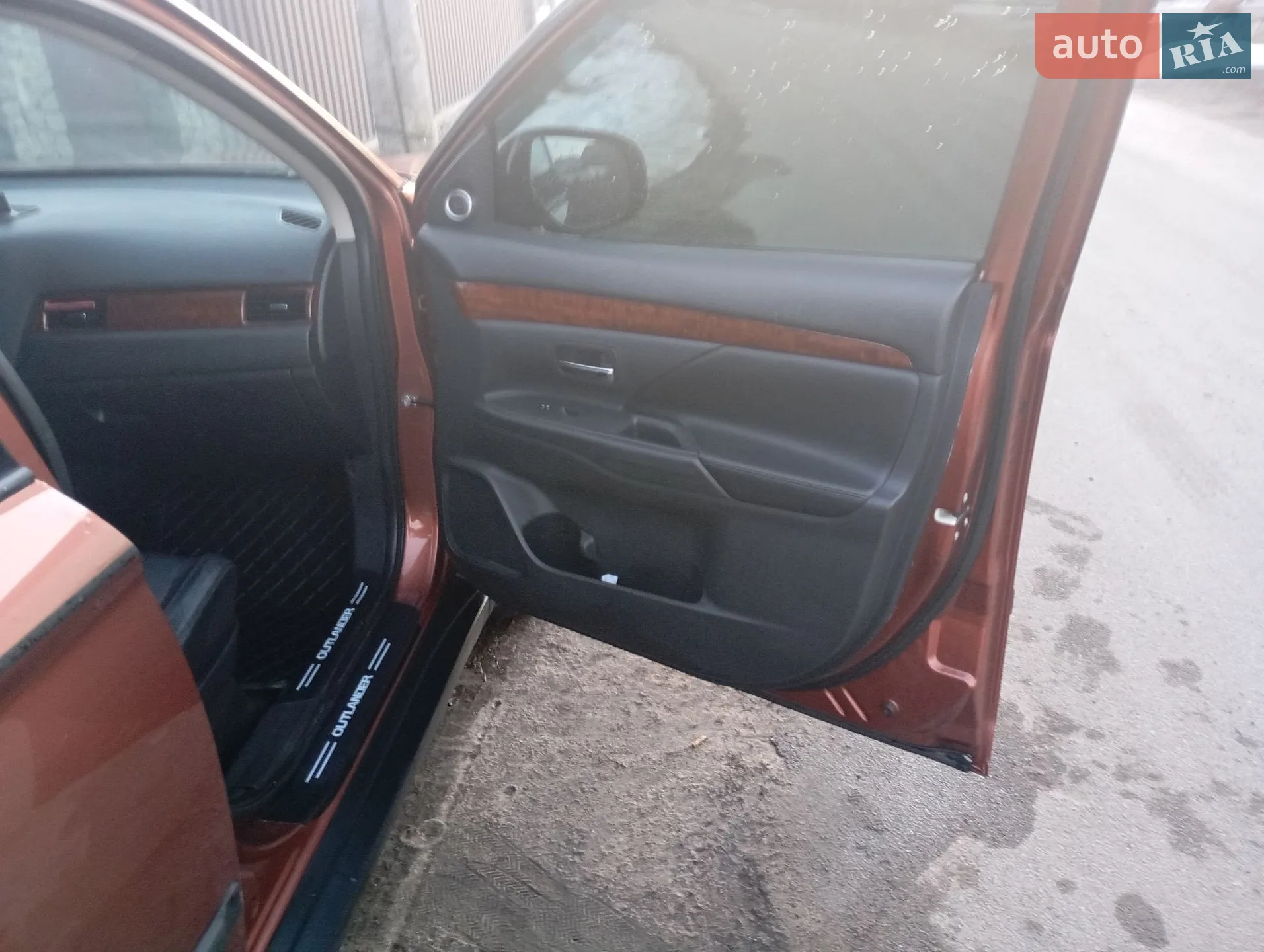 2014 Mitsubishi Outlander - мініатюра 7