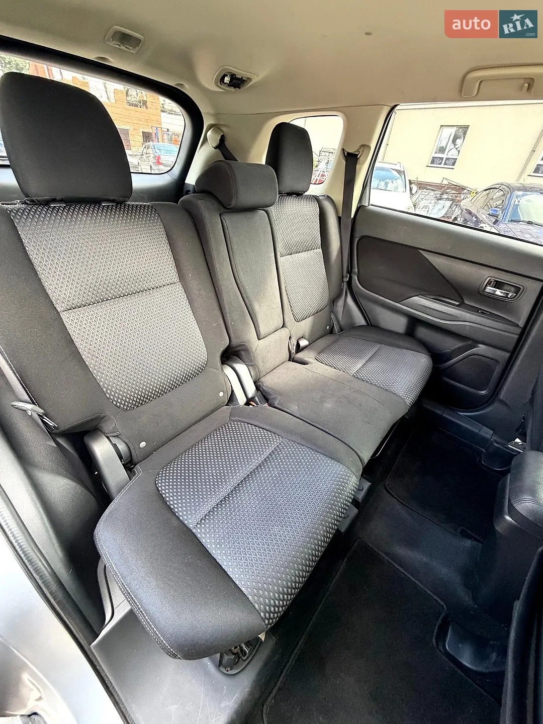 2015 Mitsubishi Outlander - мініатюра 19