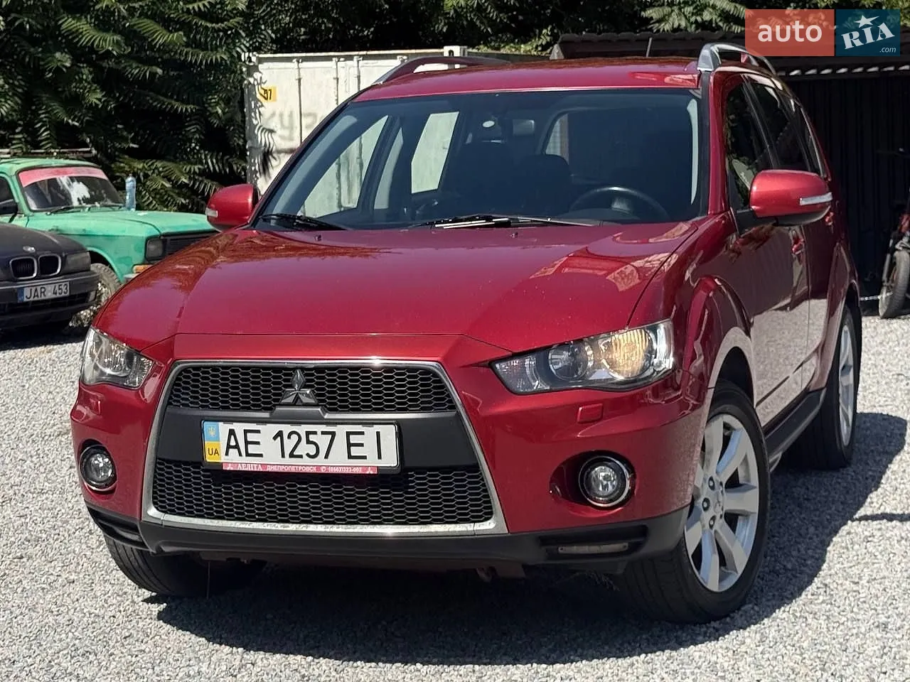 2010 Mitsubishi Outlander - фото 1