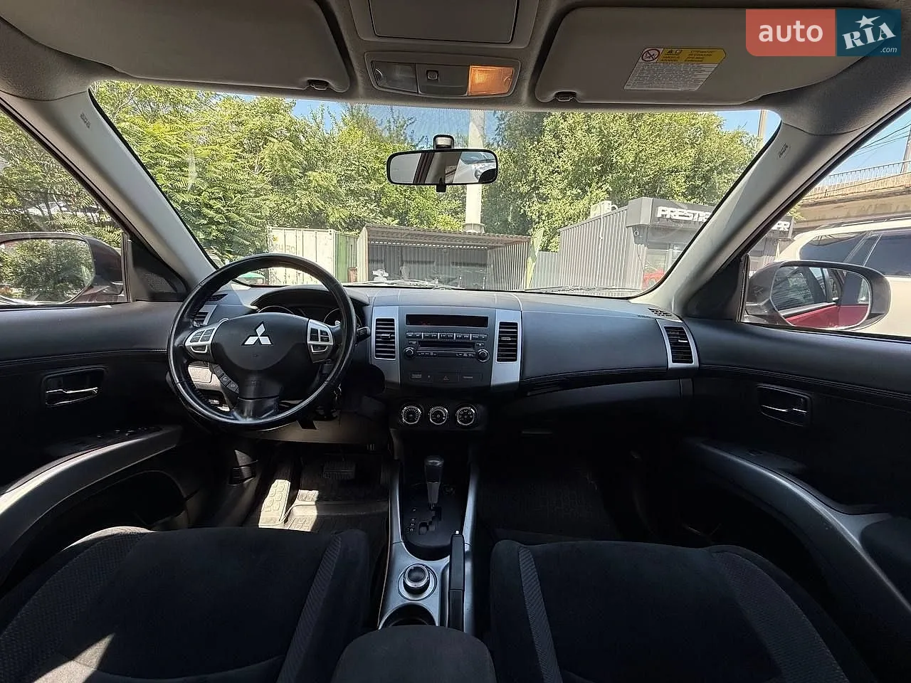 2010 Mitsubishi Outlander - мініатюра 10